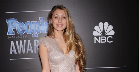 lia marie johnson nude|YouTube Star Lia Marie Johnson Recounts Journey of Addiction。